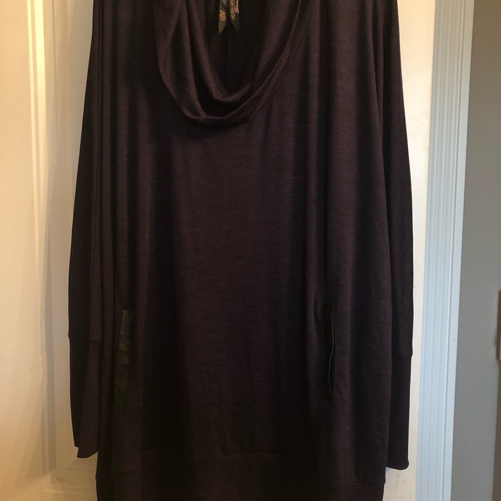 Melissa McCarthy sweater size 2x